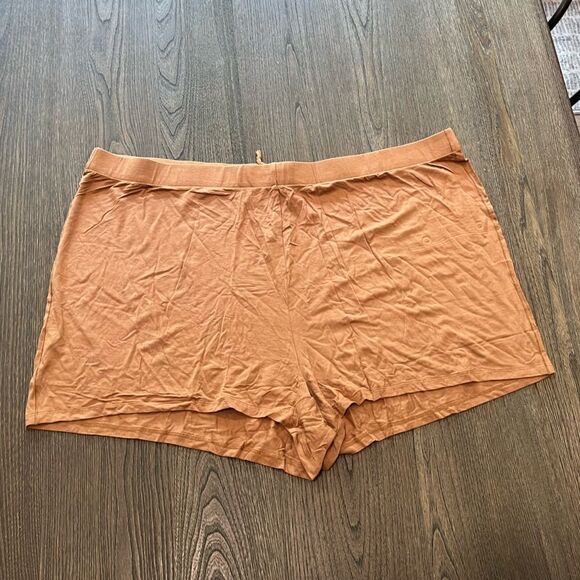 NWOT Skims Sleep Shorts Camel Size 3X - Picture 1 of 3
